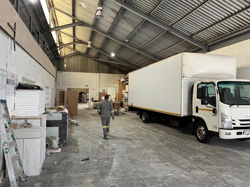To Let Commercial Property for Rent in Montague Gardens Western Cape